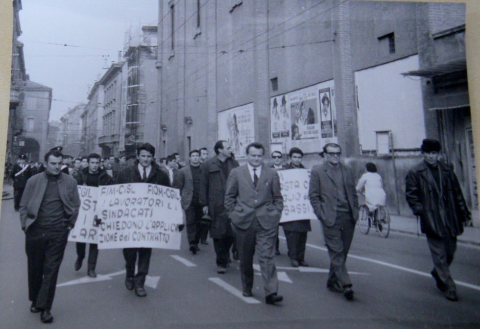 imm_9232_1965-valdevit-prima-fila-con-occhiali.jpg